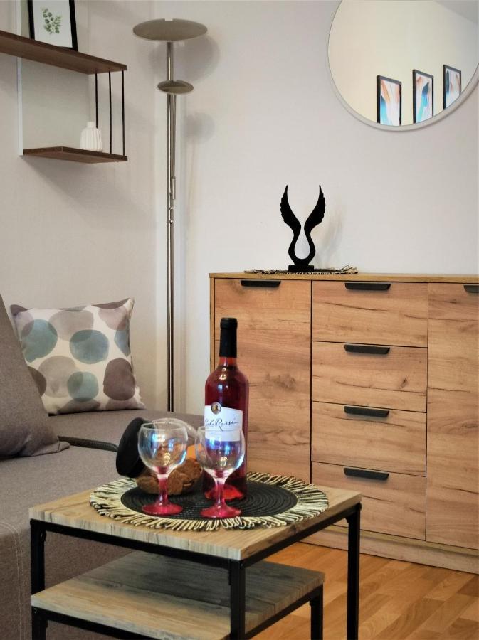 "W Zdroju" - Apartament Cieplice, Aquapark, Jelenia Gora Bagian luar foto