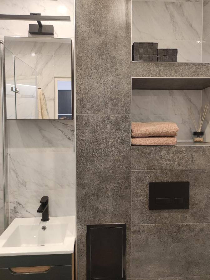 "W Zdroju" - Apartament Cieplice, Aquapark, Jelenia Gora Bagian luar foto